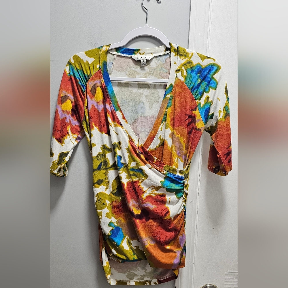 Cabi Style 309 Watercolor Ruched Faux Wrap Top Small Floral V Neck Stretch